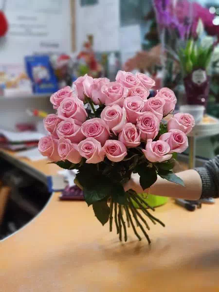 Роза Эквадор розовая - 21 роза